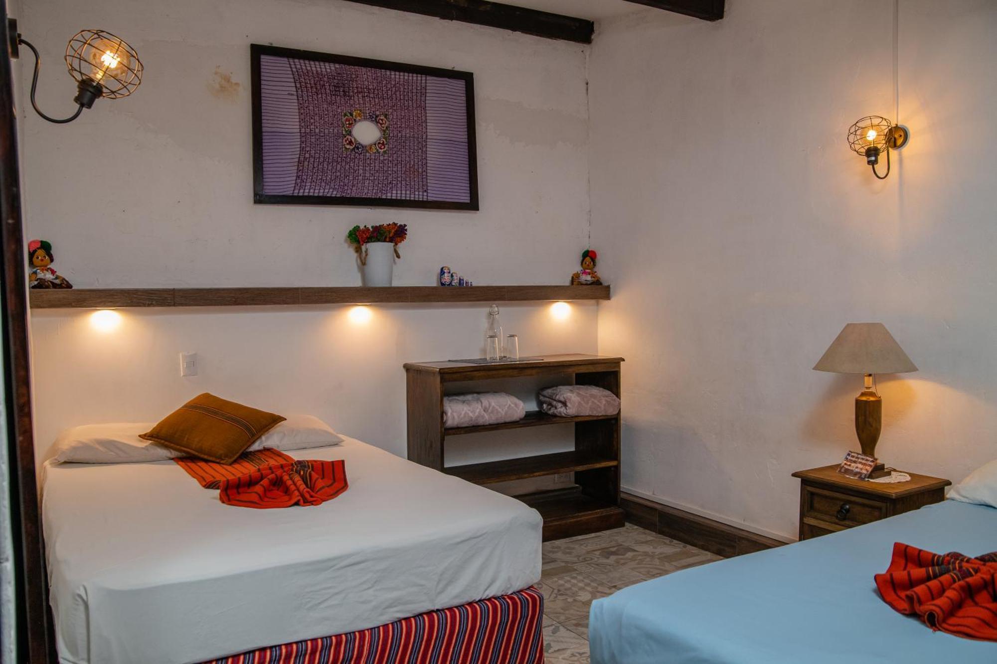 Nikikot Hostel & Hotel Antigua Zewnętrze zdjęcie